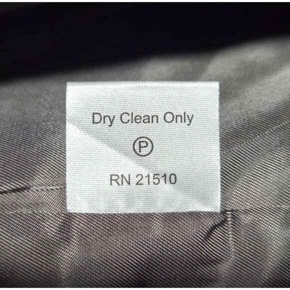 Jos A. Bank Quilted Jacket Gray With Plaid Lining & Pockets Men's Medium - Picture 8 of 10